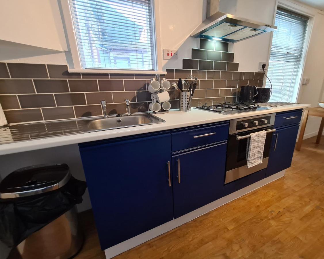 Ty Morgan'S Apartments Rhayader Extérieur photo