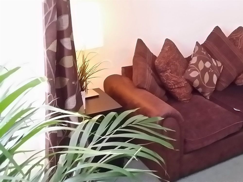 Ty Morgan'S Apartments Rhayader Extérieur photo